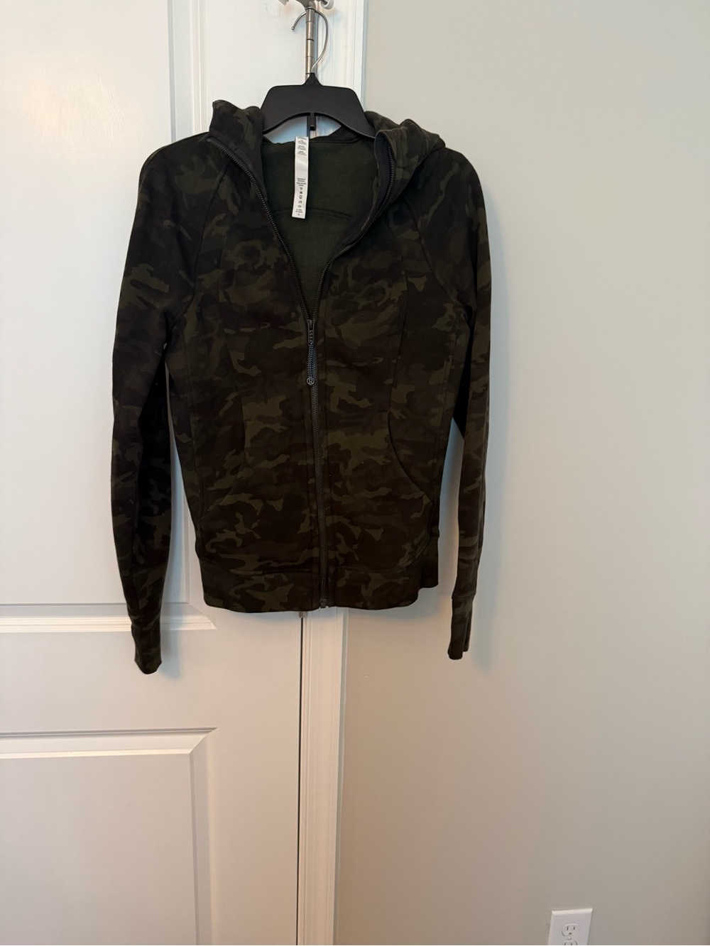 lululemon athletica Women's Green Camo Zip Hoodie